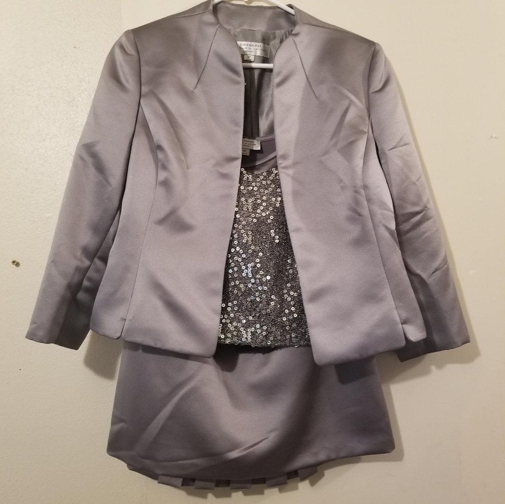 Tahari 3 piece skirt suit